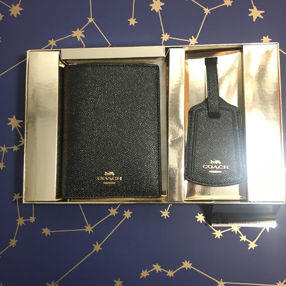 Coach Passport Holder Luggage Tag Black